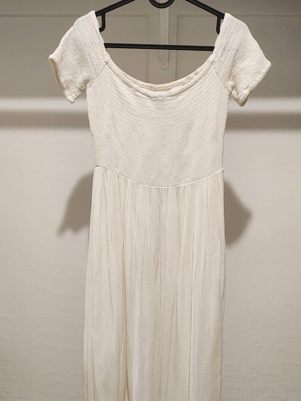 Roxy White Off Shoulder Eyelet Maxi Dress Size Medium Boho Beach